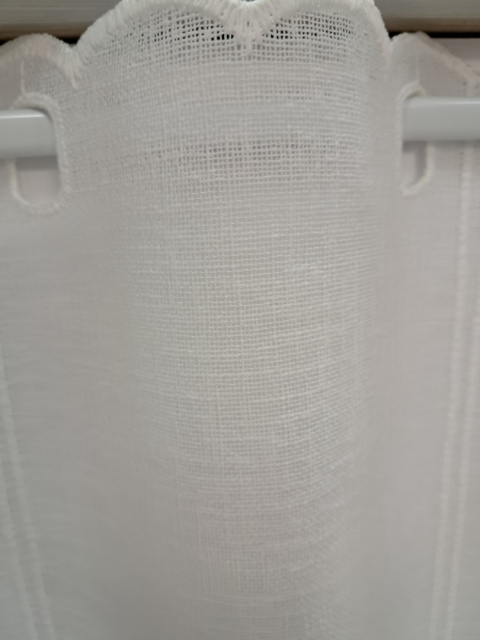 ZAZDROSTKA MAKI Z HAFTOWANYM MOTYWEM MAKÓW WYSOKOŚĆ 70 CM