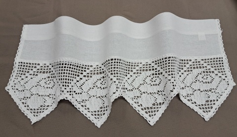 GOTOWA ZAZDROSTKA 30 X 70 CM BIAŁA NATURALNA BOHO KORONKA