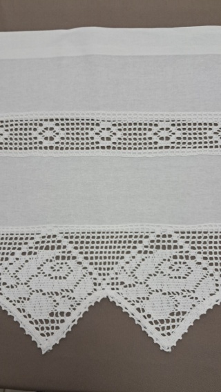 GOTOWA ZAZDROSTKA 70 X 100 CM BIAŁA NATURALNA BOHO KORONKA