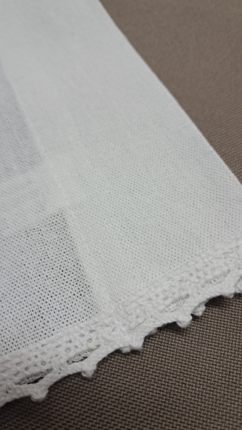 GOTOWA ZAZDROSTKA 70 X 150 CM BIAŁA NATURALNA BOHO KORONKA
