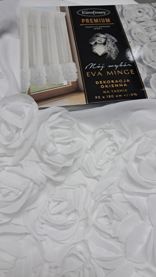 FIRANA RÓŻE 3D ROSES NA METRY WYSOKOŚĆ 300 CM (3 PASY RÓŻ SZYFON)