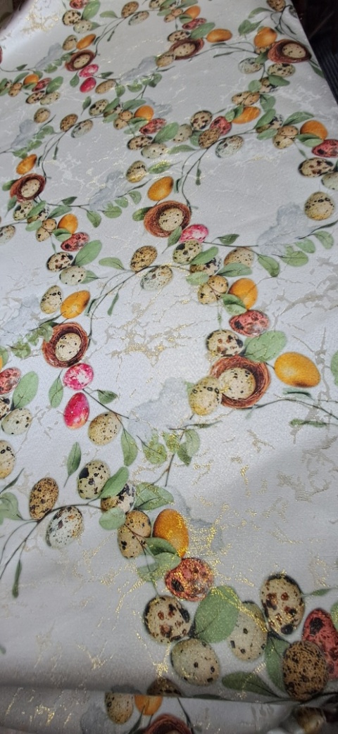 TKANINA PLAMOODPORNA GNIAZDKA I JAJKA PERŁOWE TŁO 150 CM