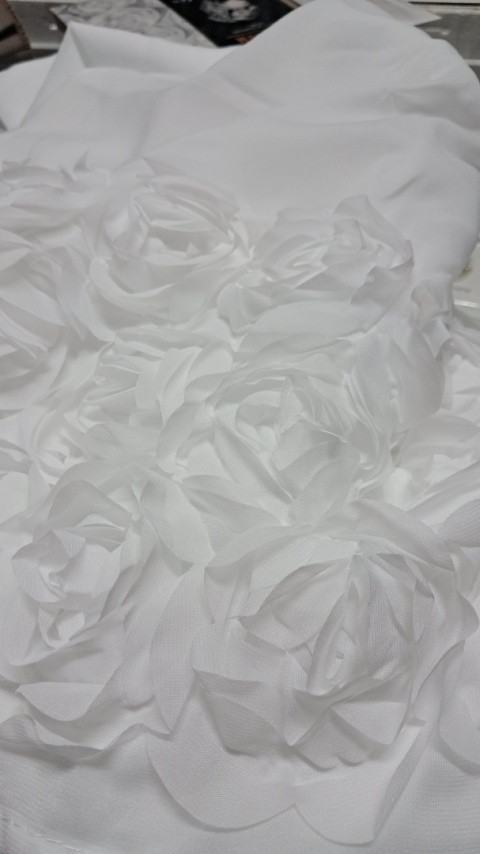 ZAZDROSTKA FIRANA GOTOWA RÓŻE 3D ROSES 120X300