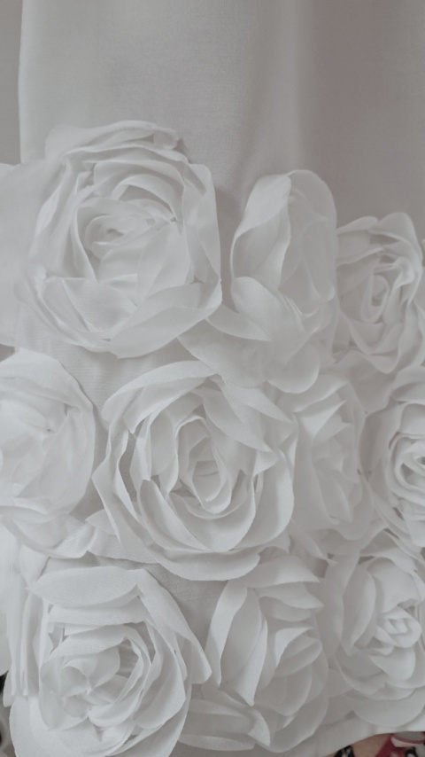 ZAZDROSTKA FIRANA GOTOWA RÓŻE 3D ROSES 90X150