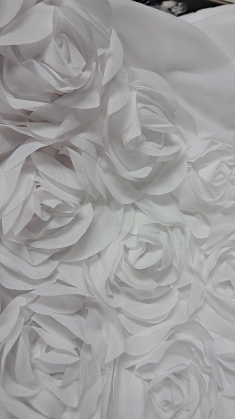 ZAZDROSTKA FIRANA GOTOWA RÓŻE 3D ROSES 90X150