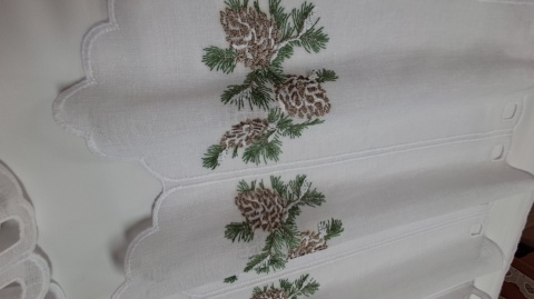 ZAZDROSTKA LEŚNE SZYSZKI WYSOKOŚĆ 30 CM