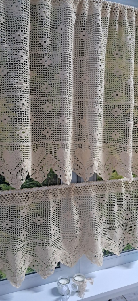 ZAZDROSTKA NICIANA SZYDEŁKOWA ECRU BEŻOWA WYSOKOŚĆ 65 cm