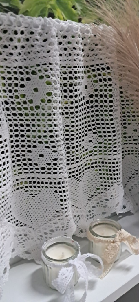 ZAZDROSTKA NICIANA SZYDEŁKOWA BIAŁA WYSOKOŚĆ 35 cm