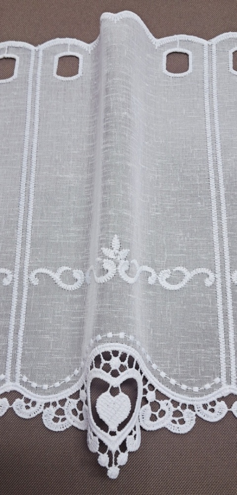 ZAZDROSTKA BATYST PANELOWA WYKOŃCZONA SERCEM Z GIPIURY WYSOKOSĆ 30 CMCM