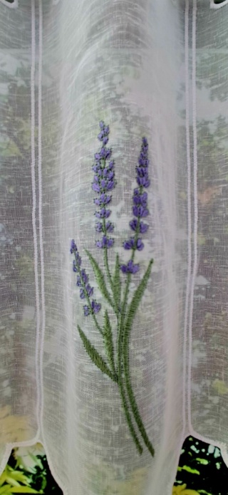 ZAZDROSTKA HAFTOWANA GAŁĄZKA LAWENDY 40 CM