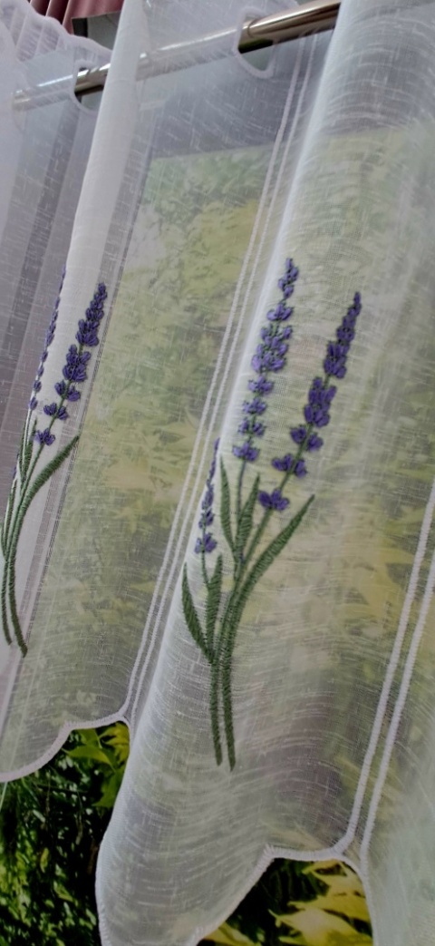 ZAZDROSTKA HAFTOWANA GAŁĄZKA LAWENDY 90 CM