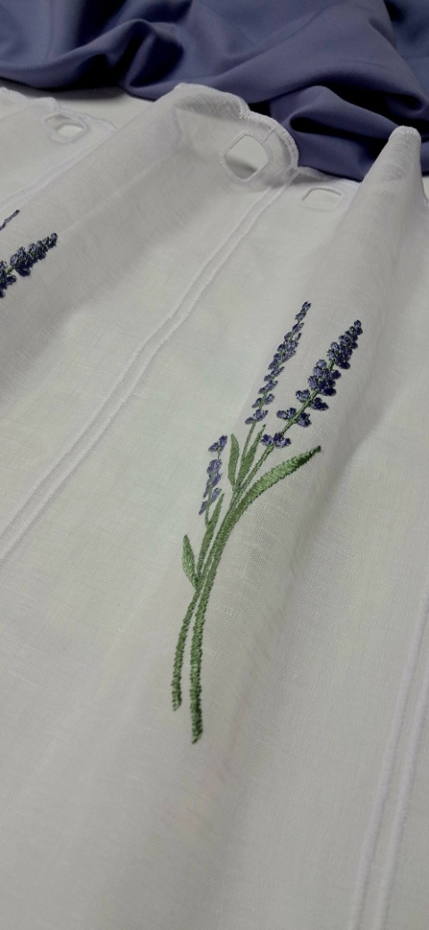 ZAZDROSTKA HAFTOWANA GAŁĄZKA LAWENDY 90 CM