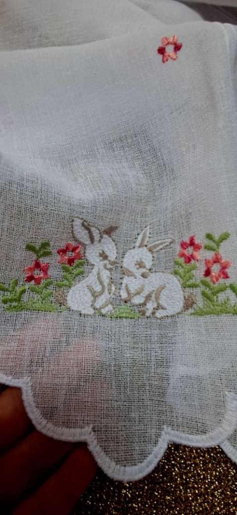 ZAZDROSTKA PANELOWA ZAJĄCZKI WYSOKOŚĆ 30 CM