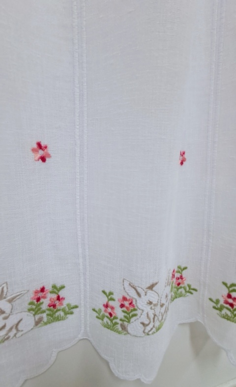 ZAZDROSTKA PANELOWA ZAJĄCZKI WYSOKOŚĆ 60 CM