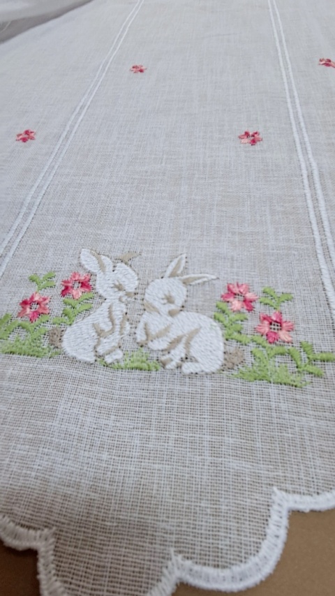 ZAZDROSTKA PANELOWA ZAJĄCZKI WYSOKOŚĆ 60 CM